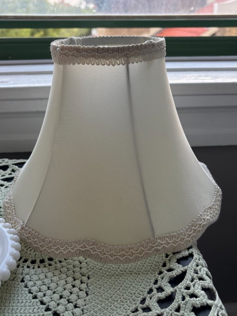 Vintage Milk Glass Hobnail Table Lamp White Boudoir Bedside Lamp 15 - Picture 3 of 7